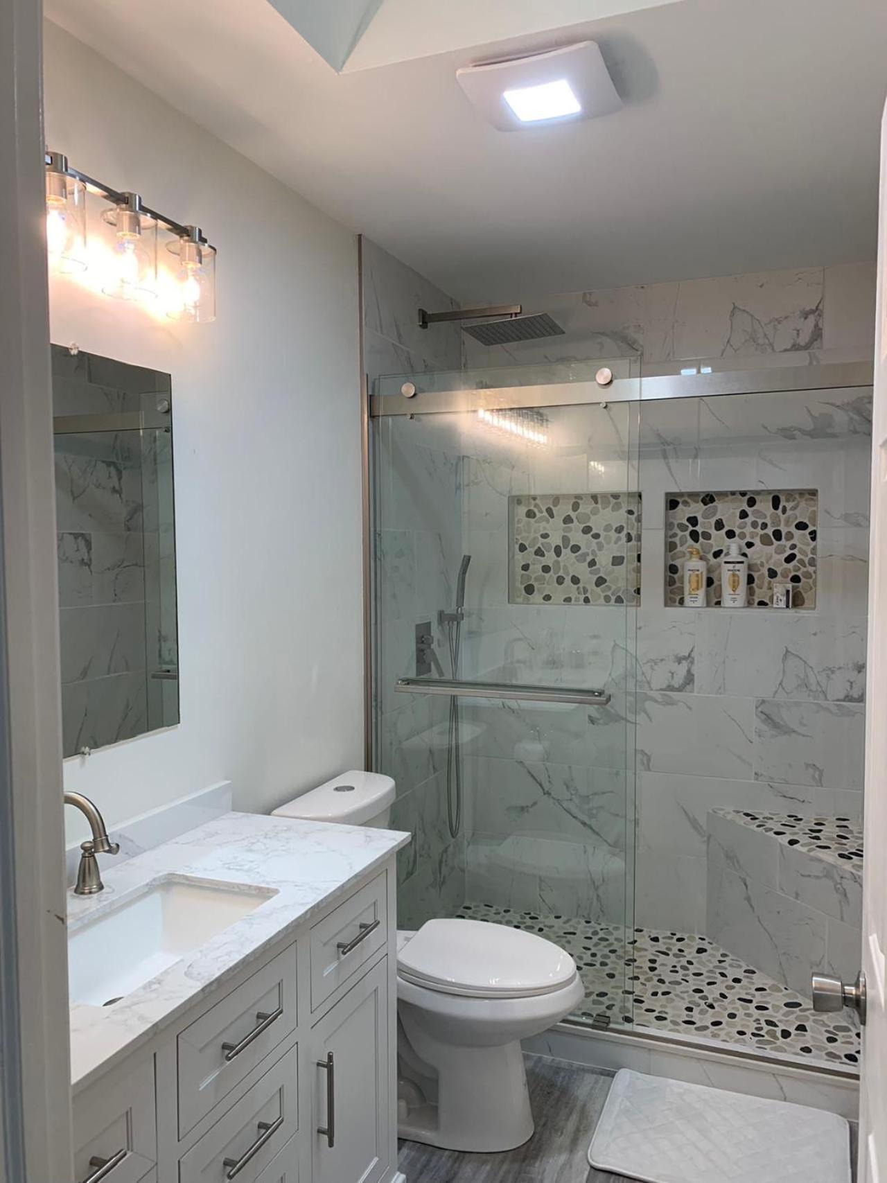 Holiday home School Village Walk-in Shower And Jetted Tub Elizabethtown