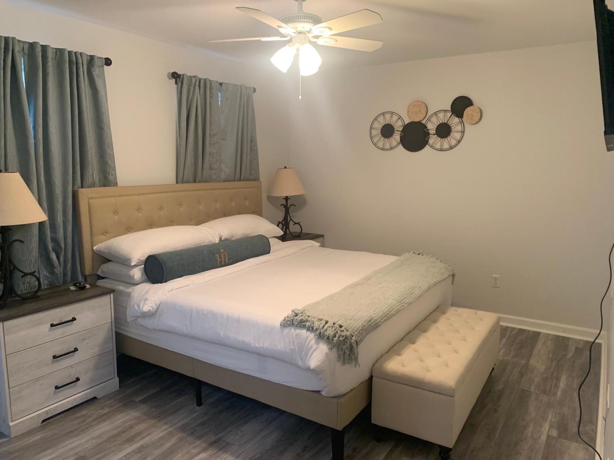 Holiday home School Village Walk-in Shower And Jetted Tub