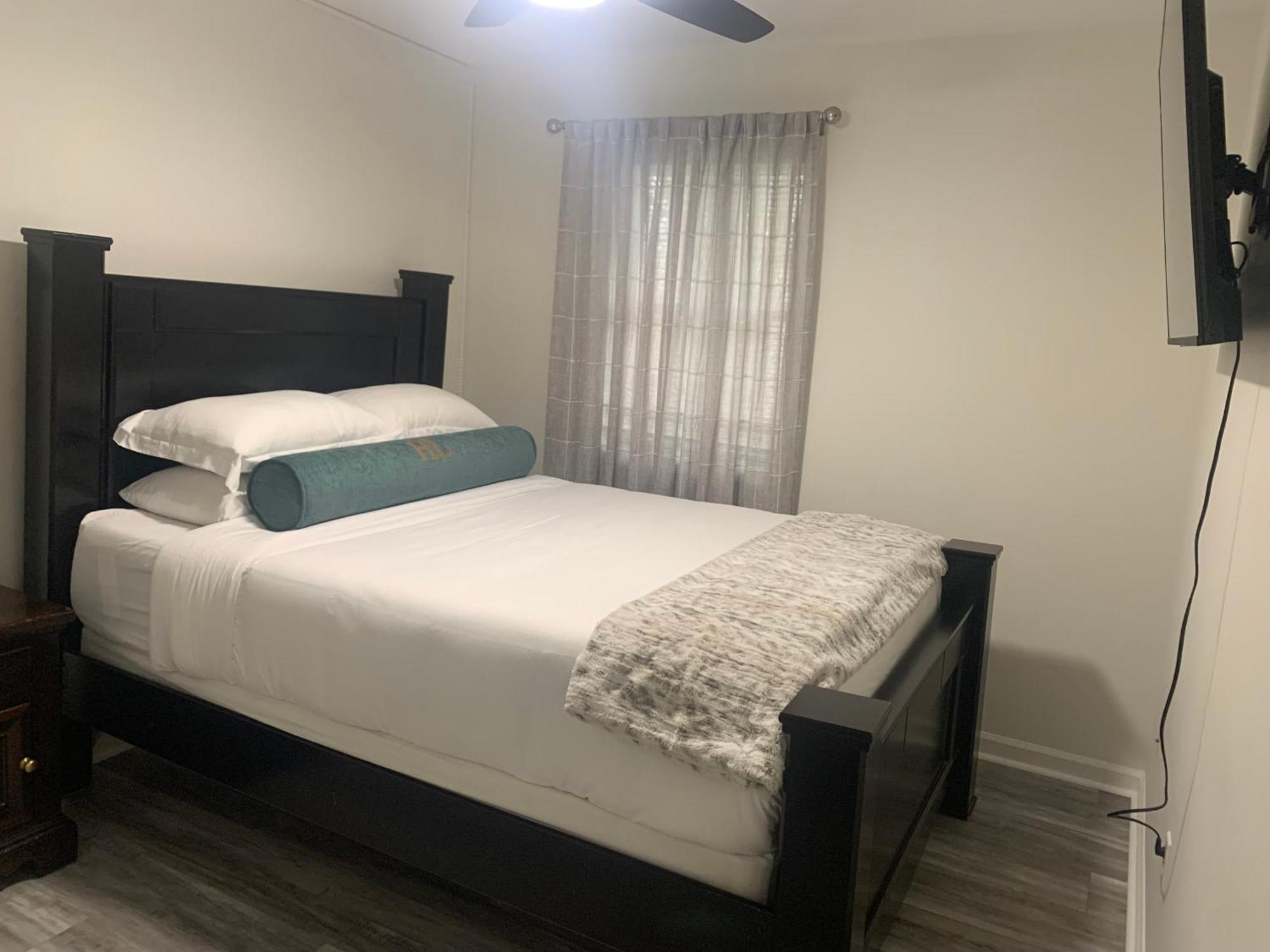 Holiday home School Village Walk-in Shower And Jetted Tub *