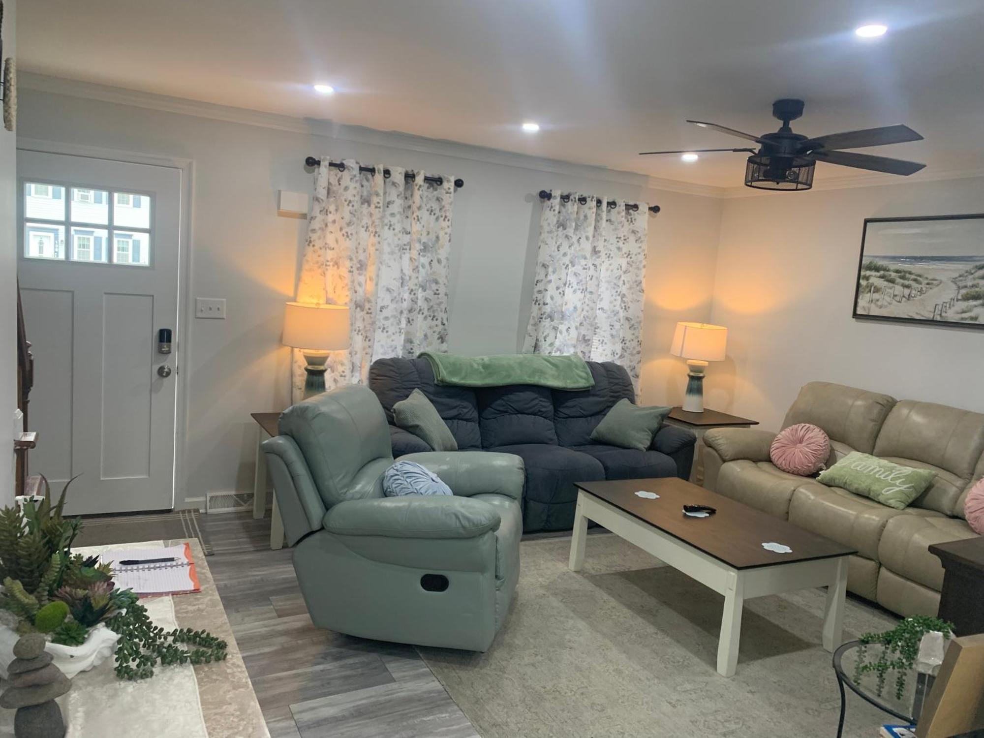 Holiday home School Village Walk-in Shower And Jetted Tub Elizabethtown